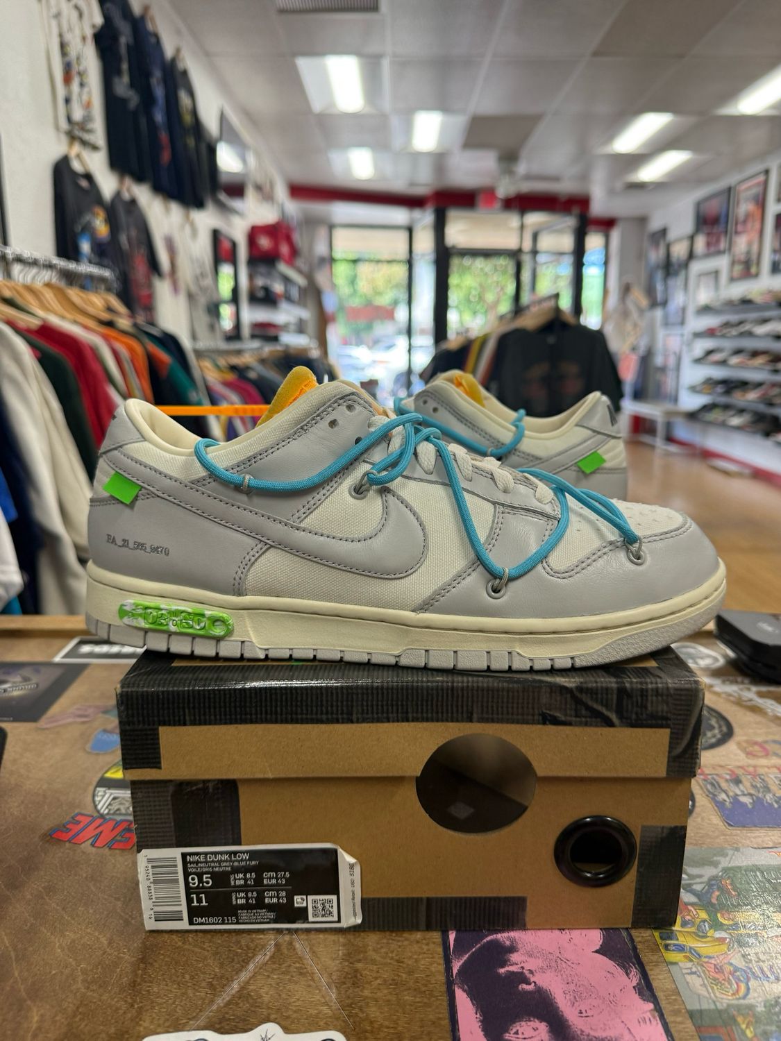 Lightly Worn Nike Dunk Low Off-White Lot 2 Size 9.5