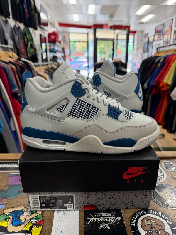 Jordan 4 Retro Military Blue (2024) Size 8.5 (WORN)