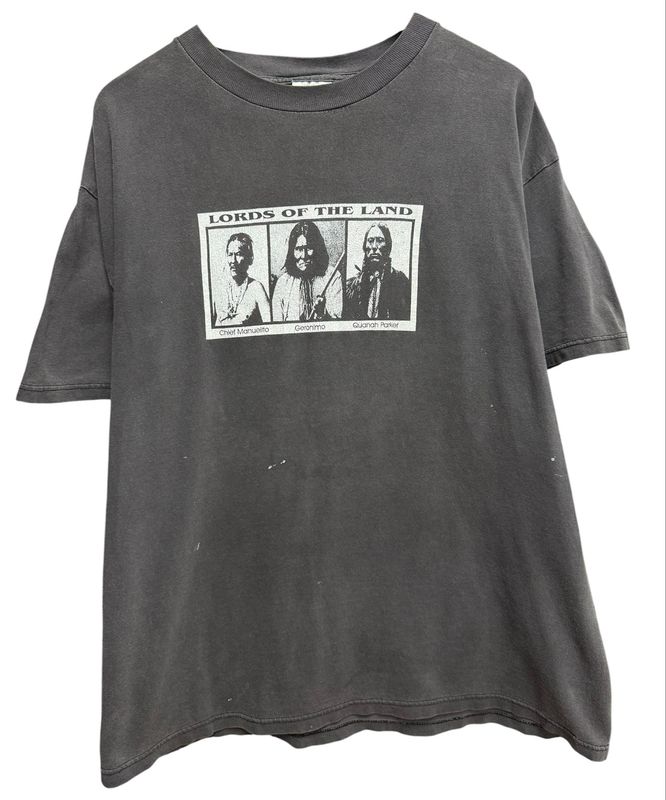 Vintage Lord of the Land Tee Size XL