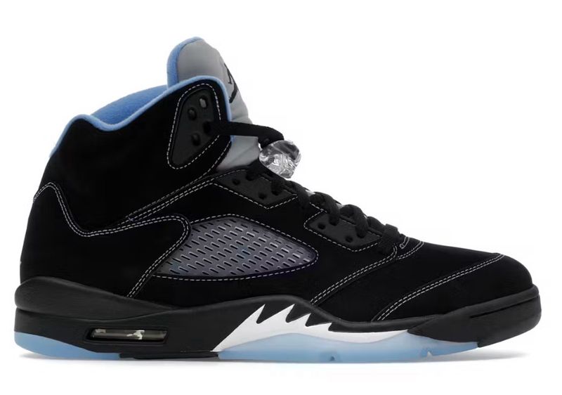 DS Jordan 5 Retro Black University Blue (2026)