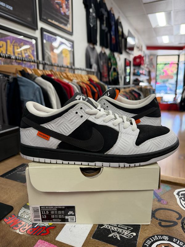 Nike SB Dunk Low TIGHTBOOTH Size 11.5 (WORN)