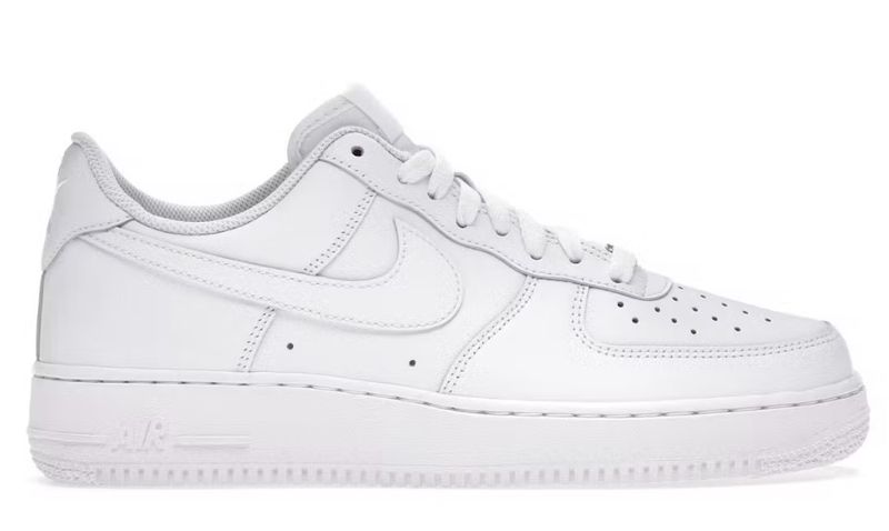 DS Nike Air Force 1 Low '07 White Size 9.5