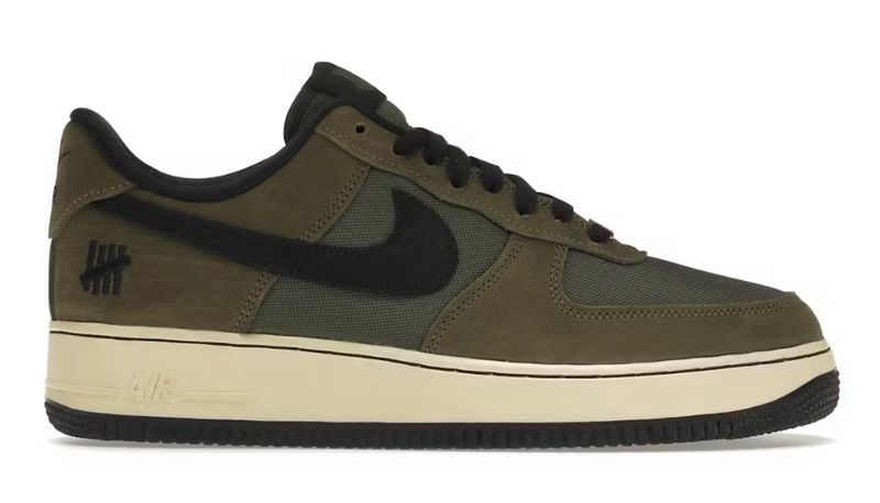 DS Nike Air Force 1 Low SP Undefeated Ballistic Dunk vs. AF1 Size 9.5