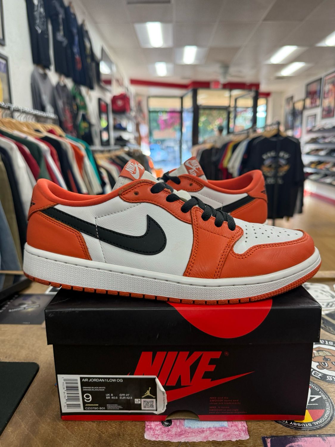 Pre Owned Jordan 1 Low Starfish Size 9