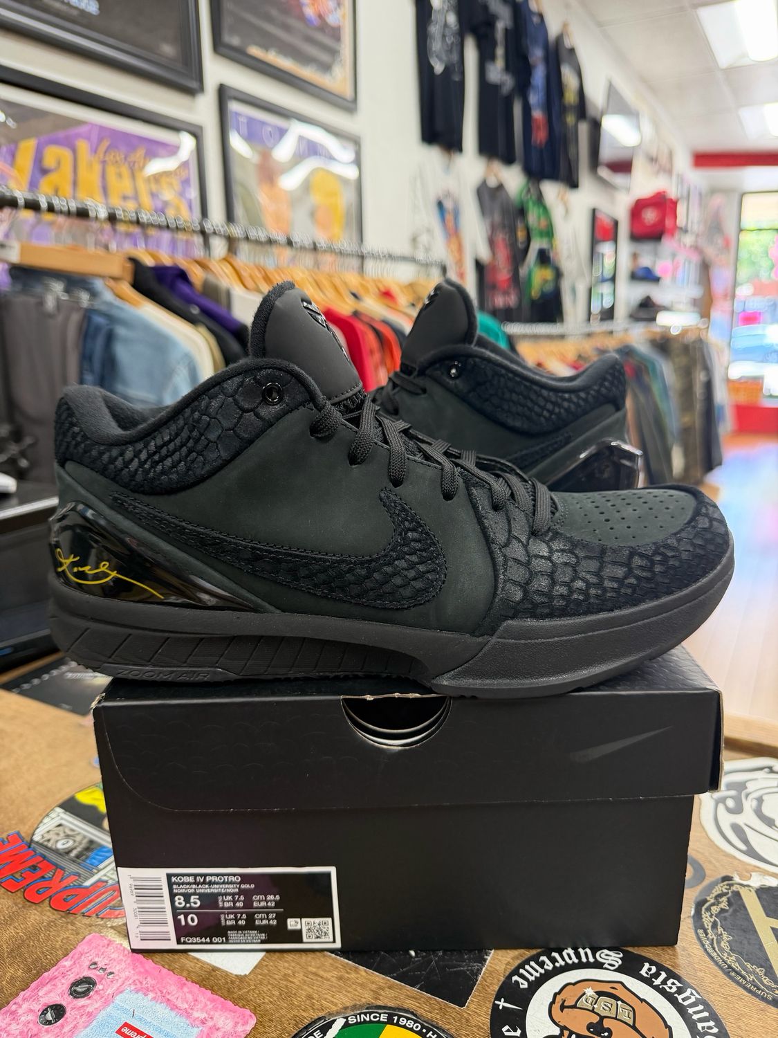 Nike Kobe 4 Protro Gift of Mamba Size 8.5 (WORN ONCE )