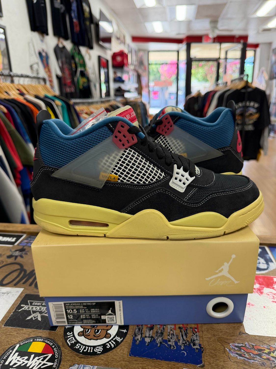 Jordan 4 Retro Union Off Noir Size 10.5 (WORN)