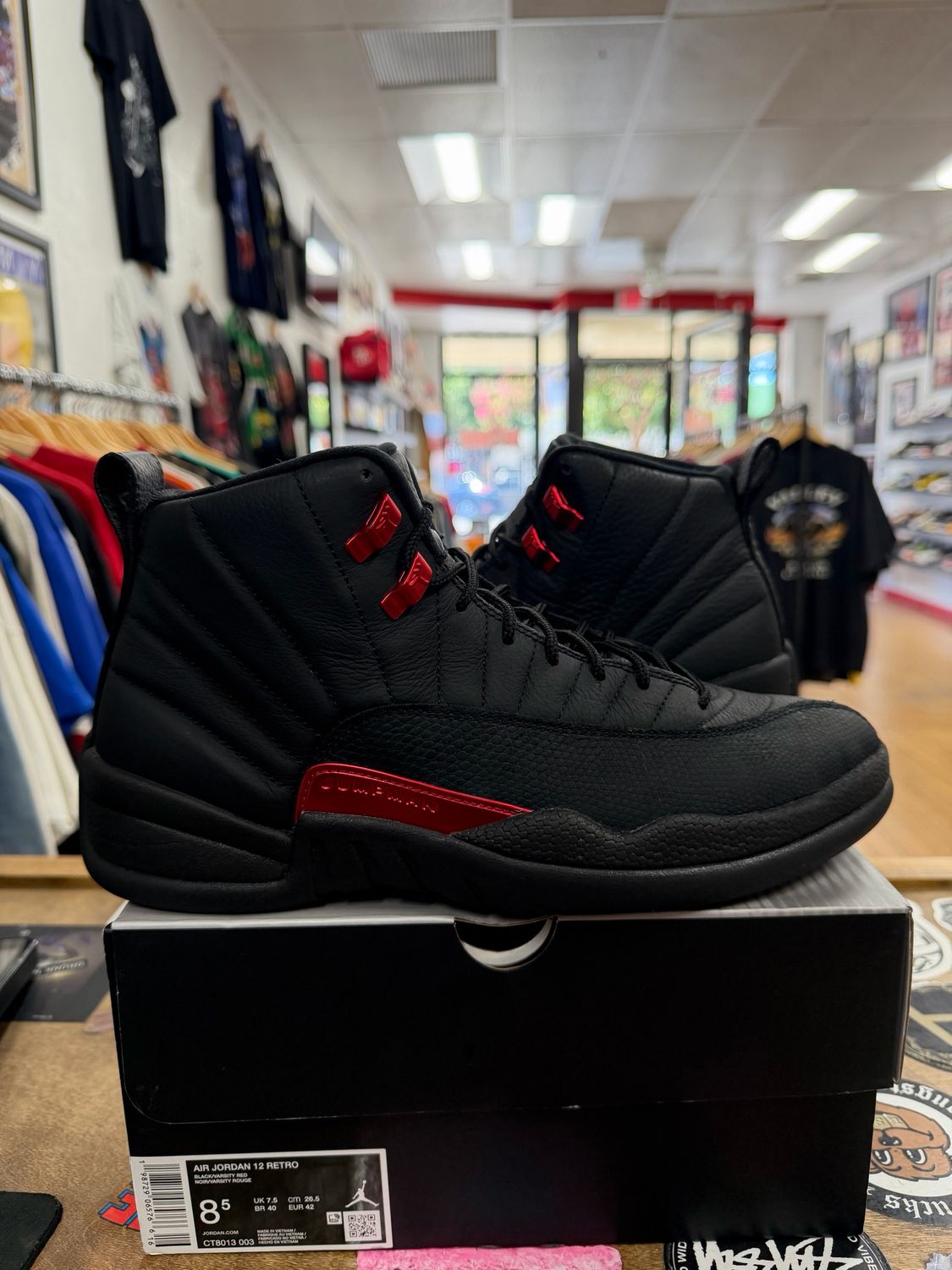Jordan 12 Retro Bloodline Size 8.5 (WORN)