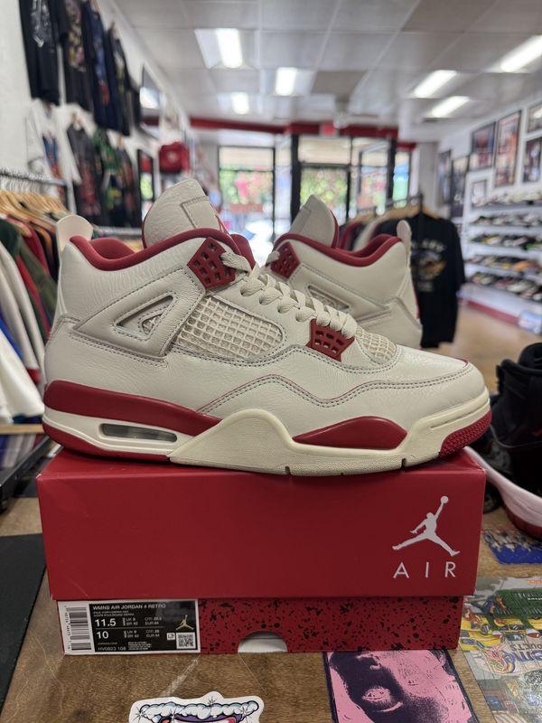 Jordan 4 Retro Valentine's Day Sierra Red (Women's) Size 10M (WORN)