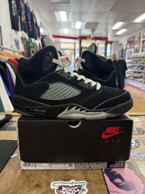 Pre-Owned Jordan 5 Retro OG Black Metallic Reimagined Size 10