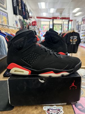 Pre Owned Jordan 6 Retro Black Infrared (2019) Size 12 ( Sightly Damaged Box)