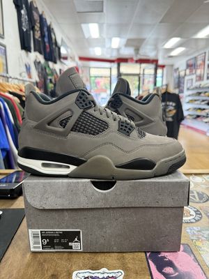 Pre Owned Jordan 4 Retro Cave Stone Size 9.5