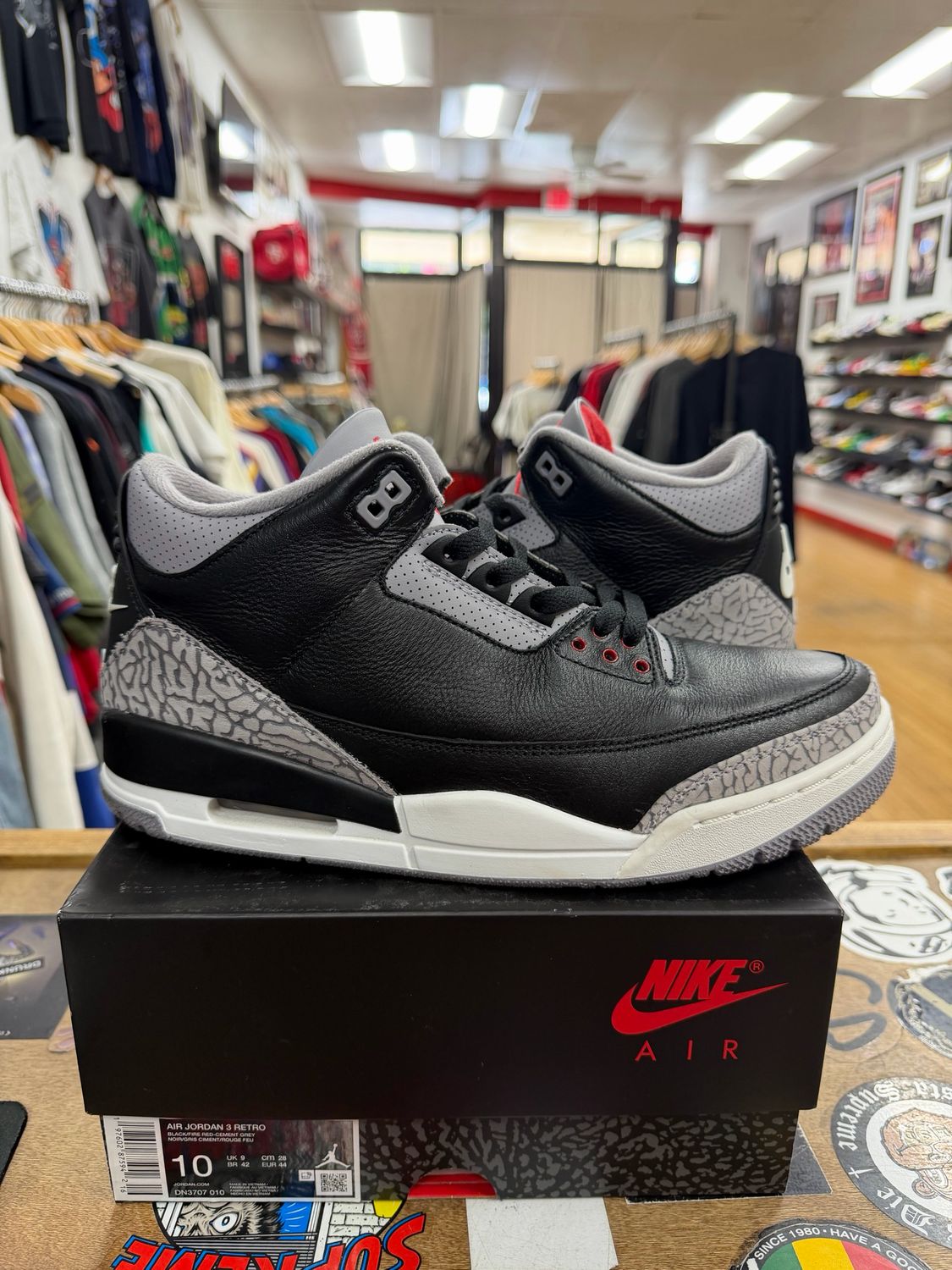 Jordan 3 Retro OG Black Cement (2024) Size 10 (Lightly Worn)