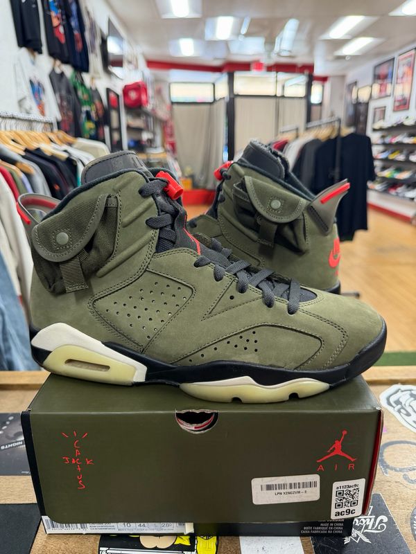 Jordan 6 Retro Travis Scott Size 10 (Lightly Worn)
