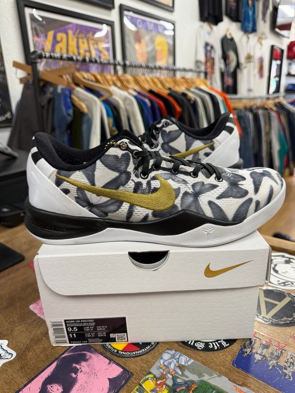 Nike Kobe 8 Protro Mambacita Size 9.5 (WORN)