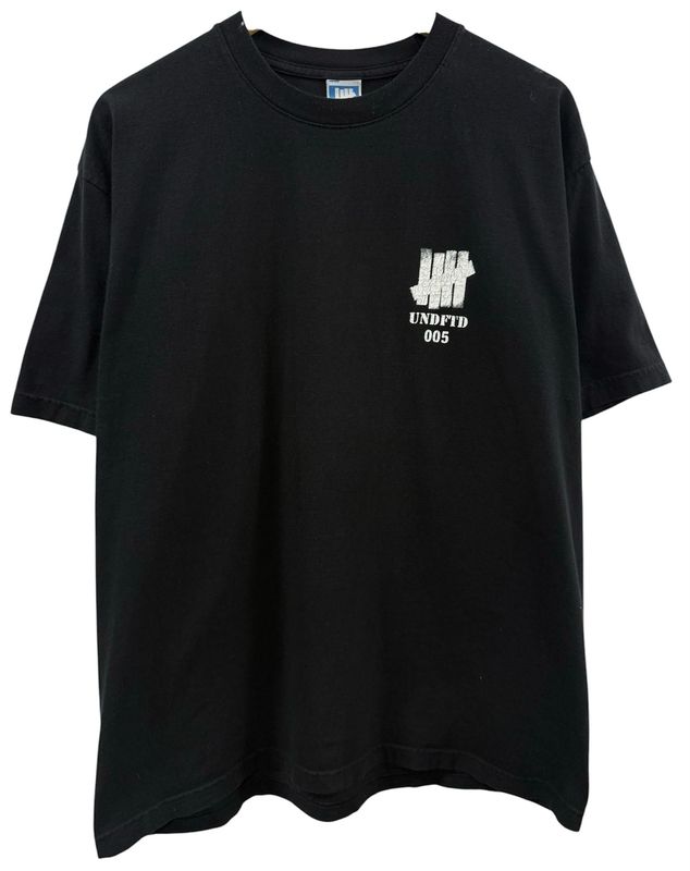 Pre-Owned Undefeated Tee Size L