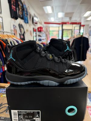 Jordan 11 Retro Gamma Blue (2025) (GS) Size 5.5Y (Worn 1x)