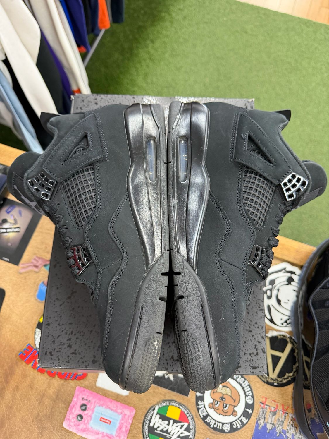 Jordan 4 Retro Black Cat (2025) Size 10.5 (USED)