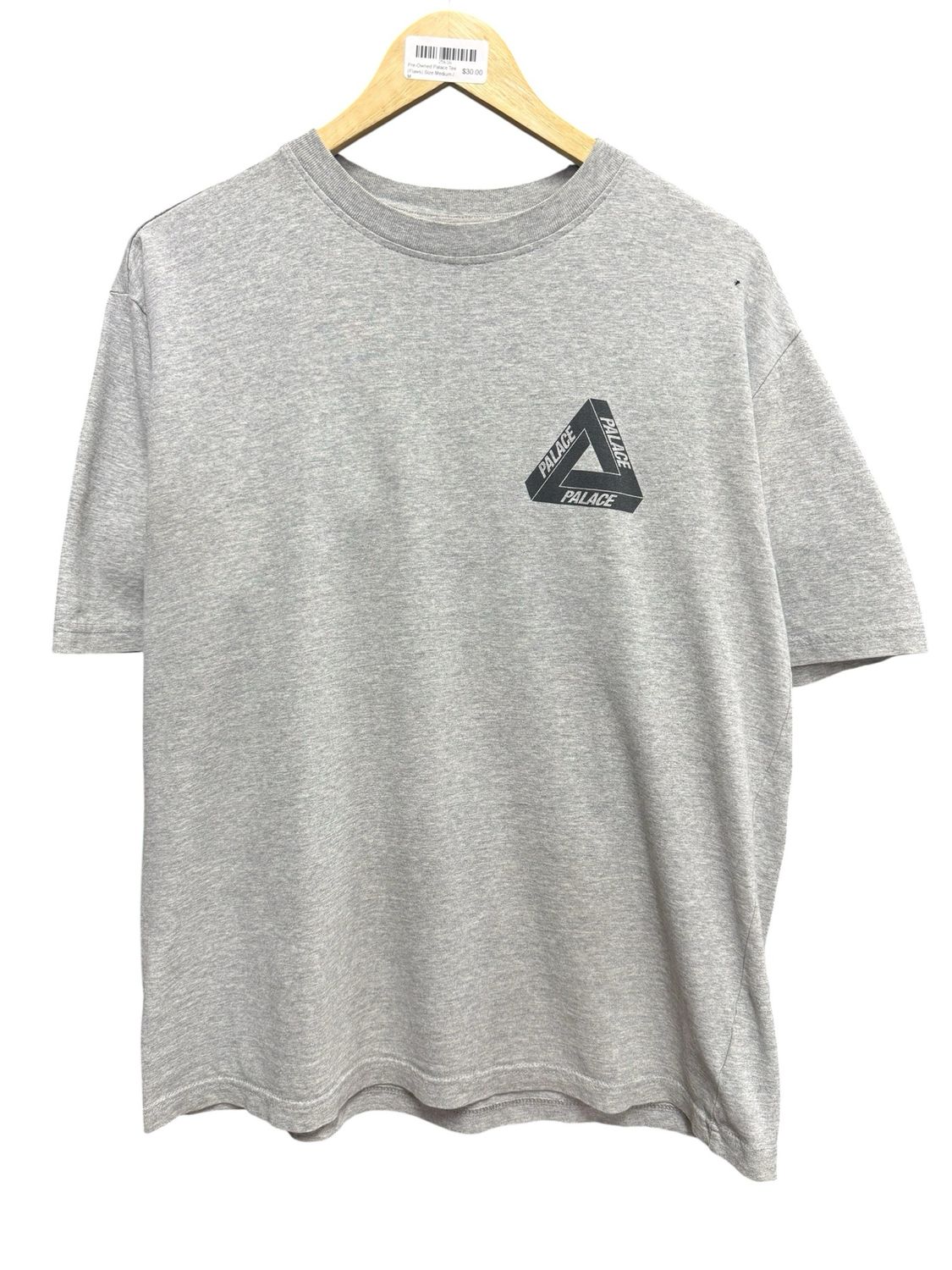 Pre-Owned Palace Tee (Flaws) Size Medium