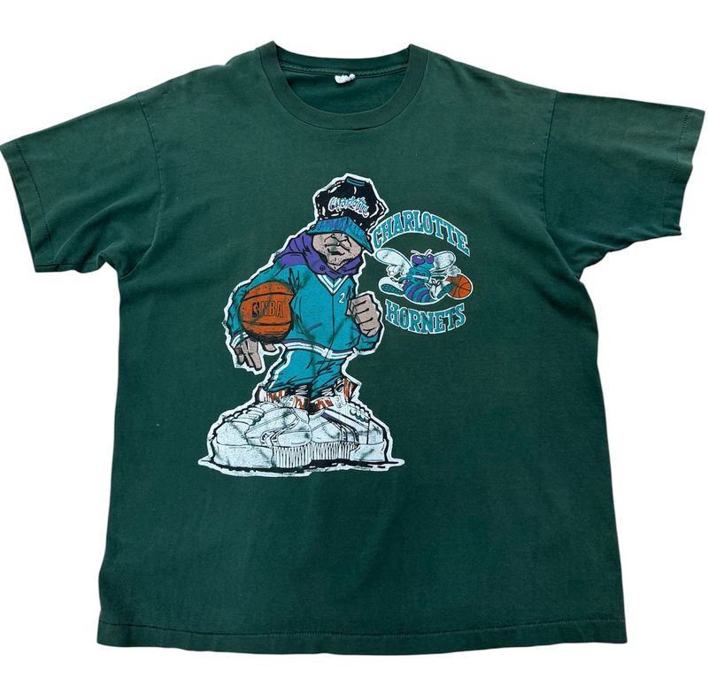 Vintage Charlotte Hornets Tee Size XL 23x30