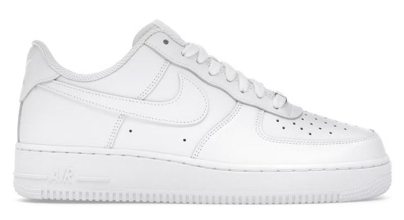 Nike Air Force 1 Low '07 White Size 9.5 NEW