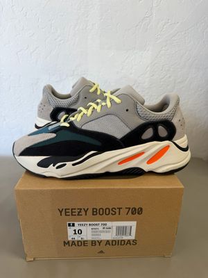 adidas Yeezy Boost 700 Wave Runner Size 10 (Lightly Worn)