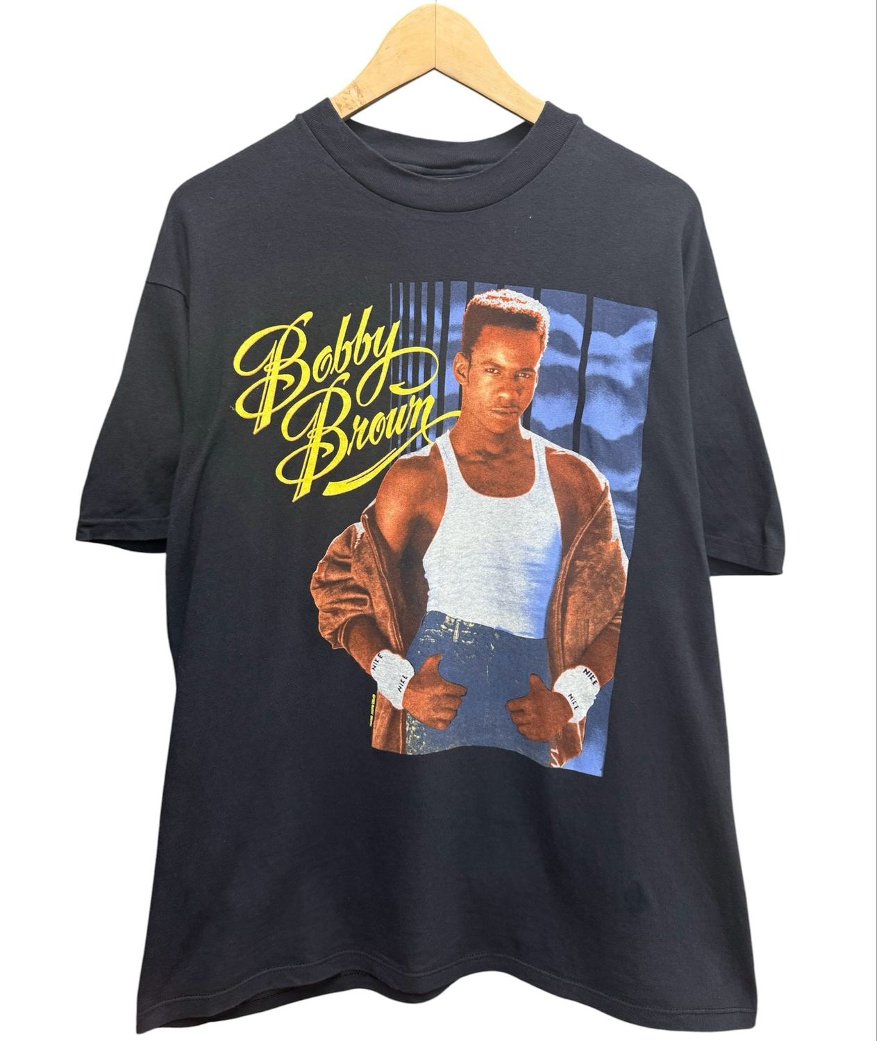 Vtg 1988 Bobby Brown Tee Size XL 23x29