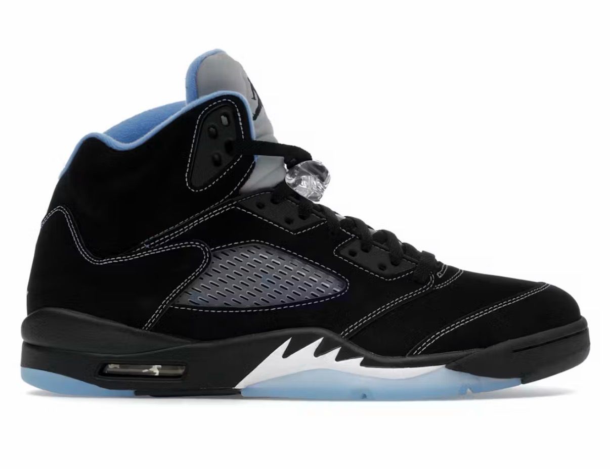 Jordan 5 Retro Black University Blue (2026) Size 10.5 (NEW)