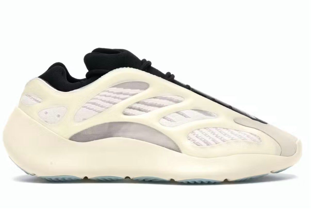 adidas Yeezy 700 V3 Azael Size 8.5 (NEW)