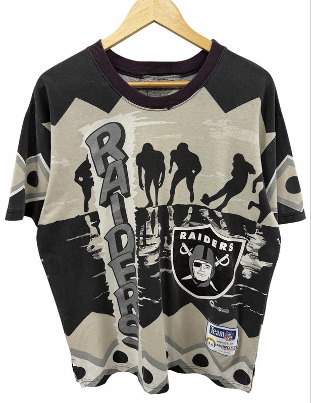 Vintage Raiders All Over Print Tee Fits L 23.5x29