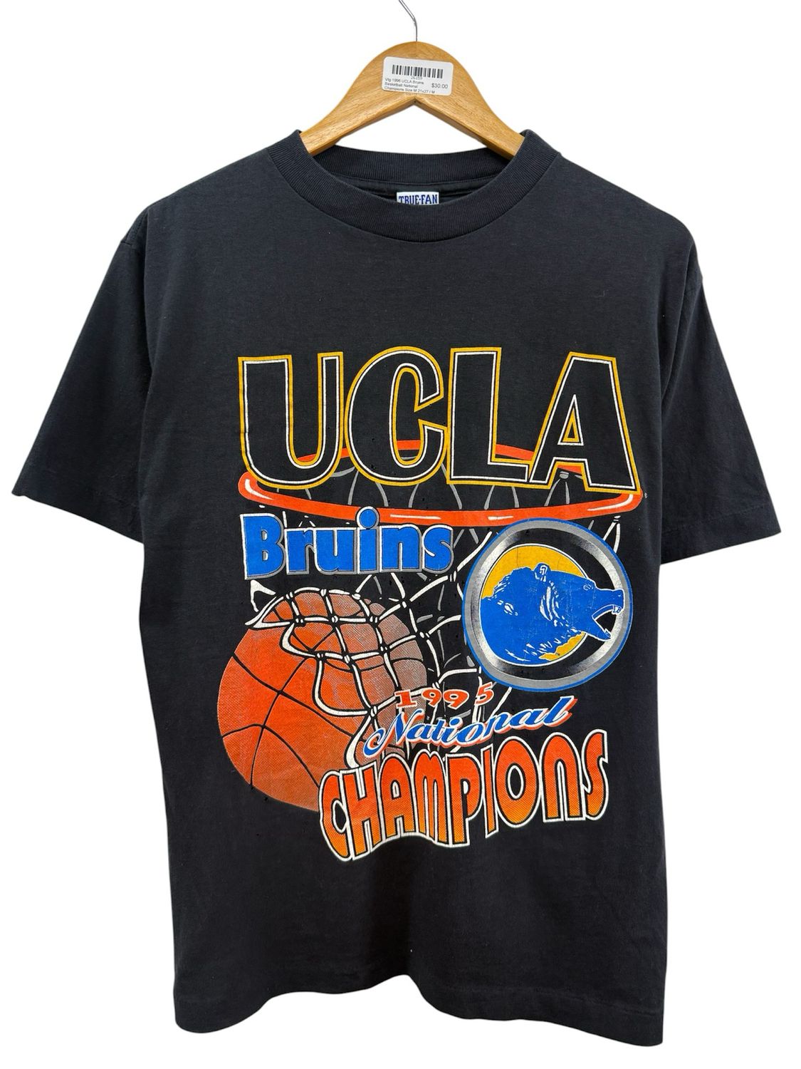 Vtg 1996 UCLA Bruins Basketball National Champions Size M 21x27