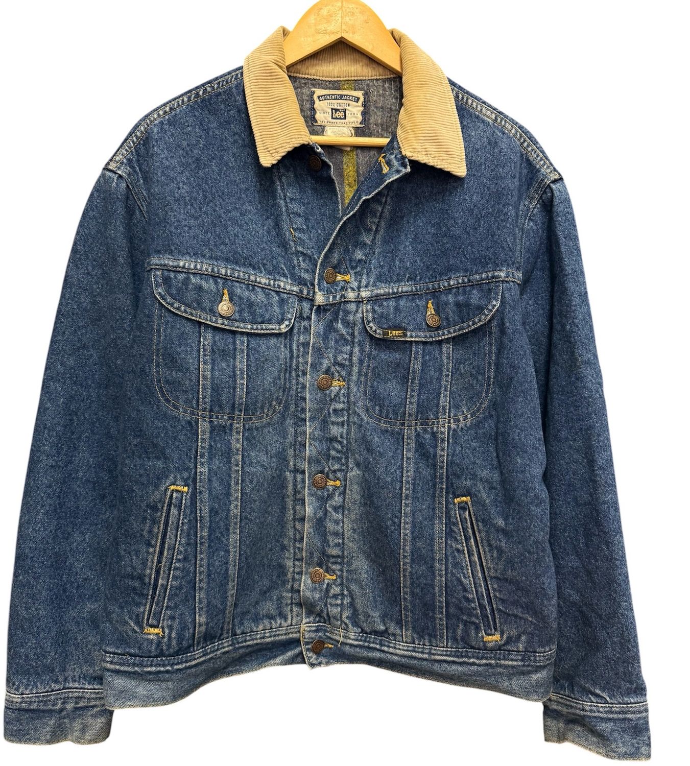 Vtg Lee Jean Jacket size L/XL 26x29