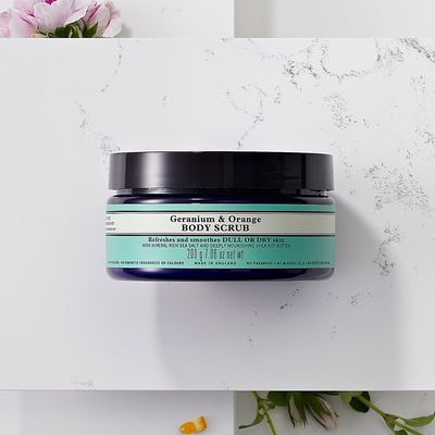 Geranium & Orange Body Scrub 200g