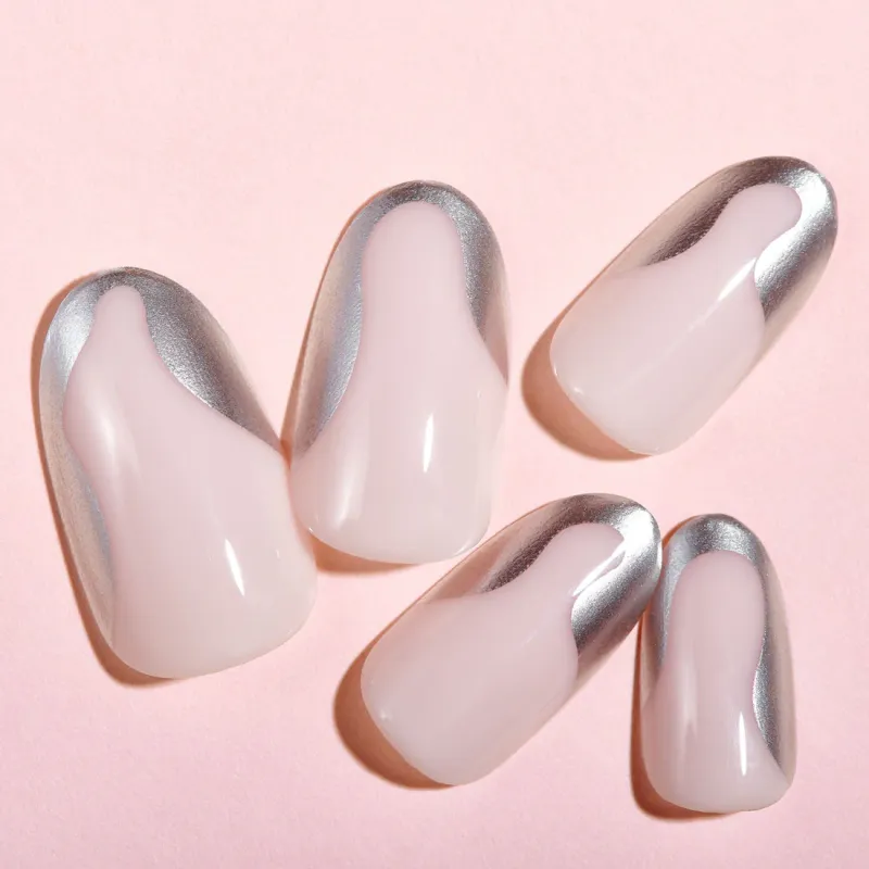 Lottie x KimKim stay press'd 30 nails - groovy chrome