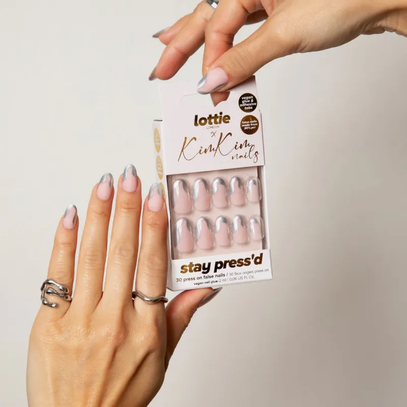 Lottie x KimKim stay press&#39;d 30 nails - groovy chrome