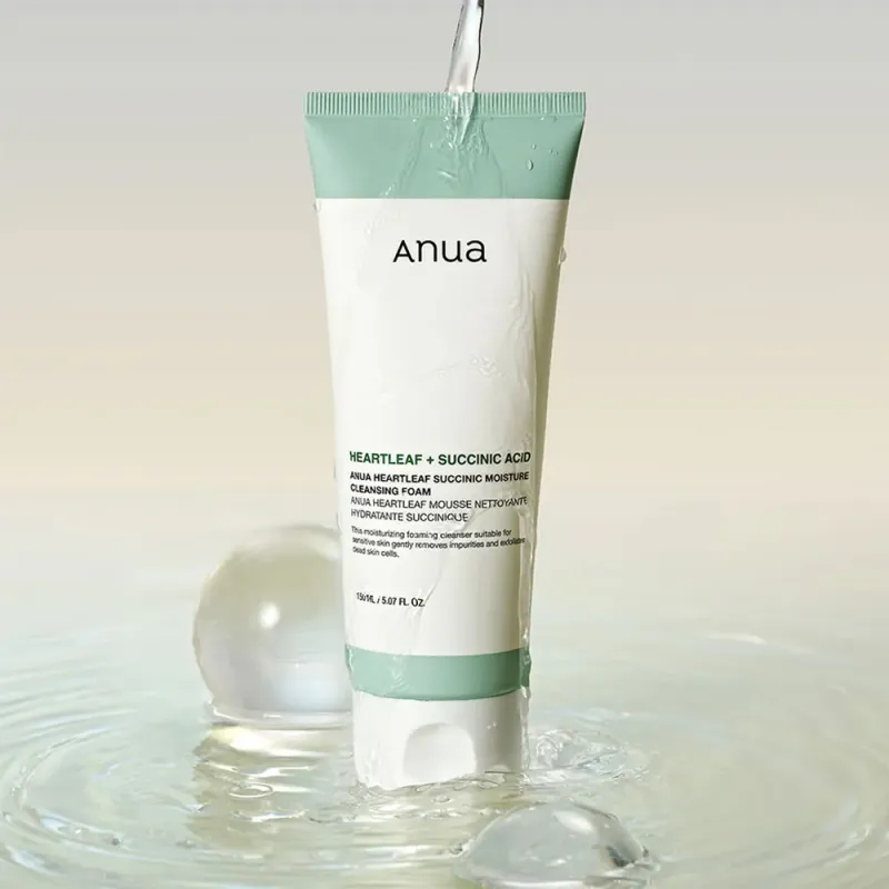 Anua Heartleaf Succunic Moisture Cleansing Foam