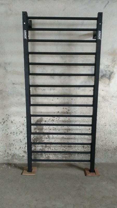 ARMOR STALL BAR