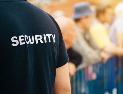 Level 2 Award for Working as a Door Supervisor (Refresher) & Level 3 EFAW