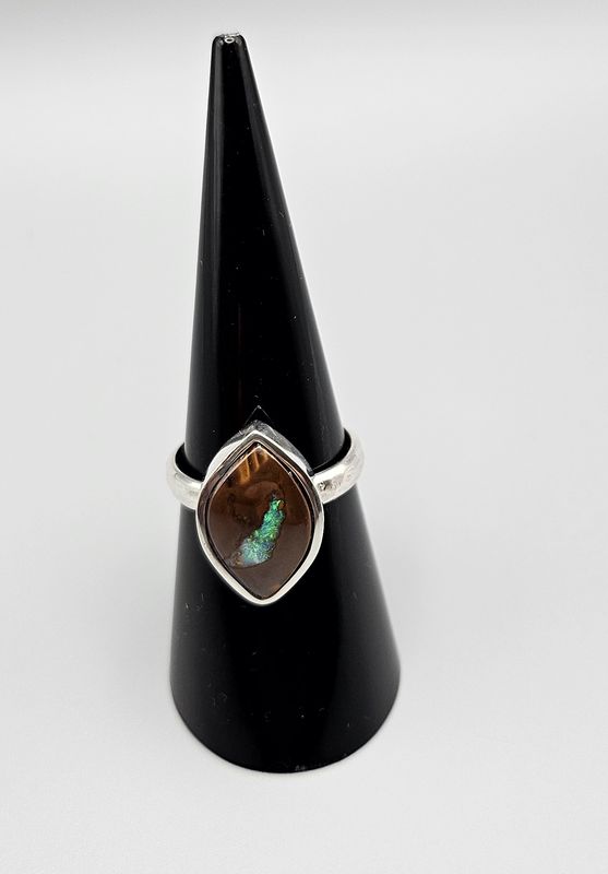 Anello con Opale