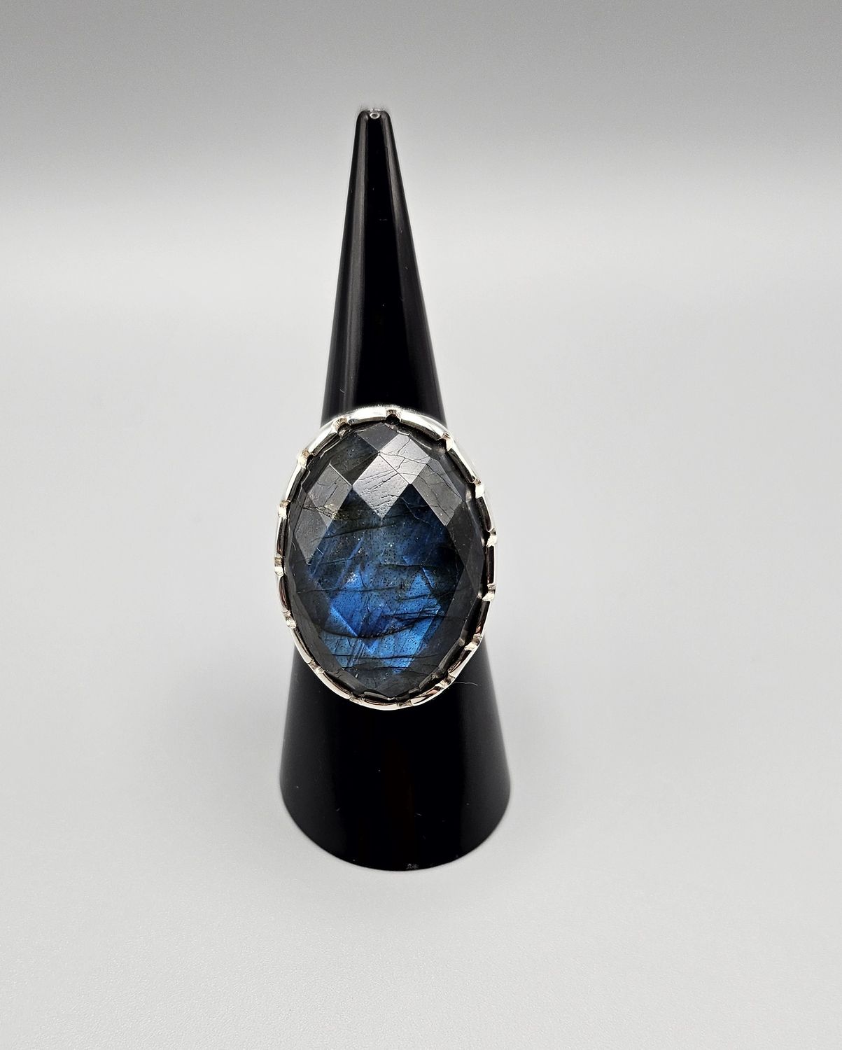 Anello con Labradorite