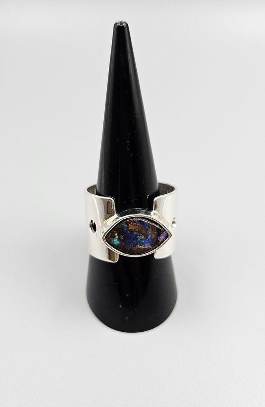 Anello con Opale