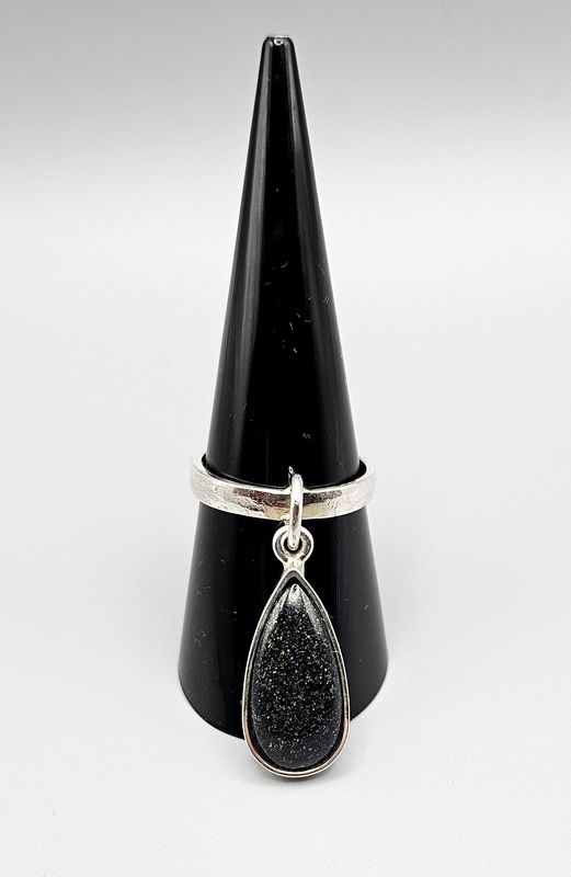 Anello ciondolo con Opale