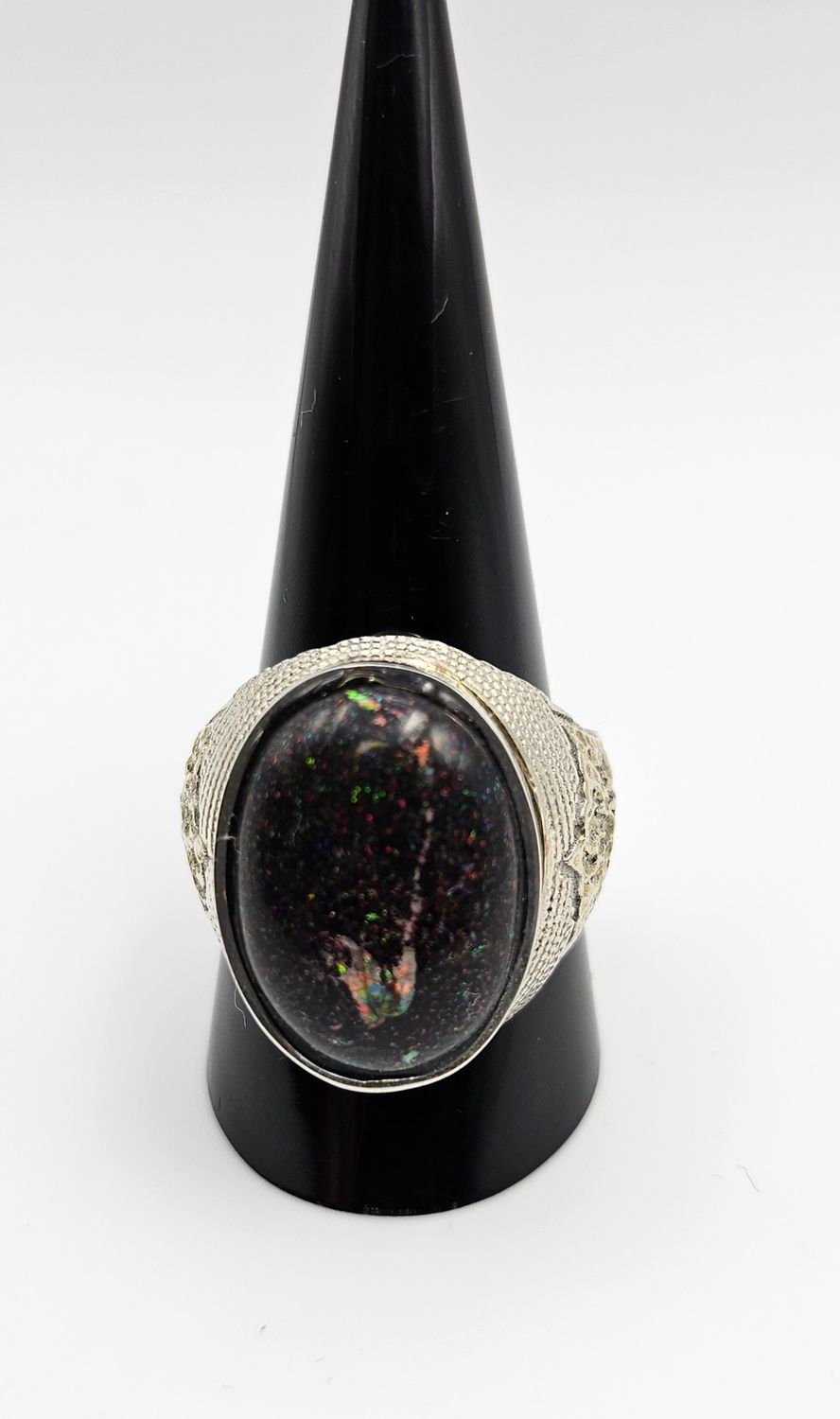 Anello con Opale