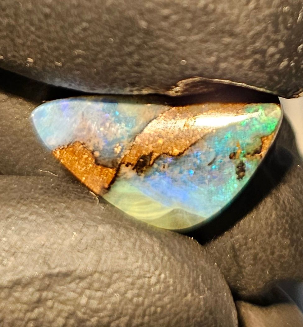 Opale Boulder