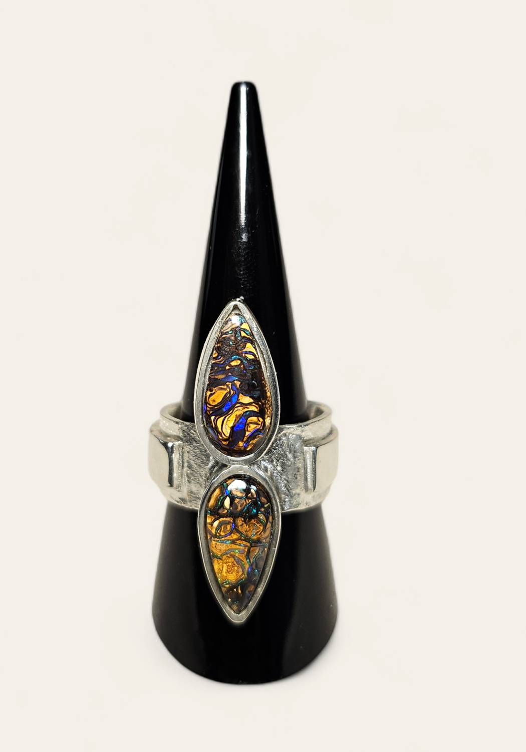 Anello con Opale