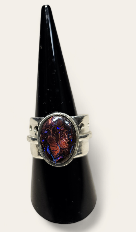 Anello con Opale