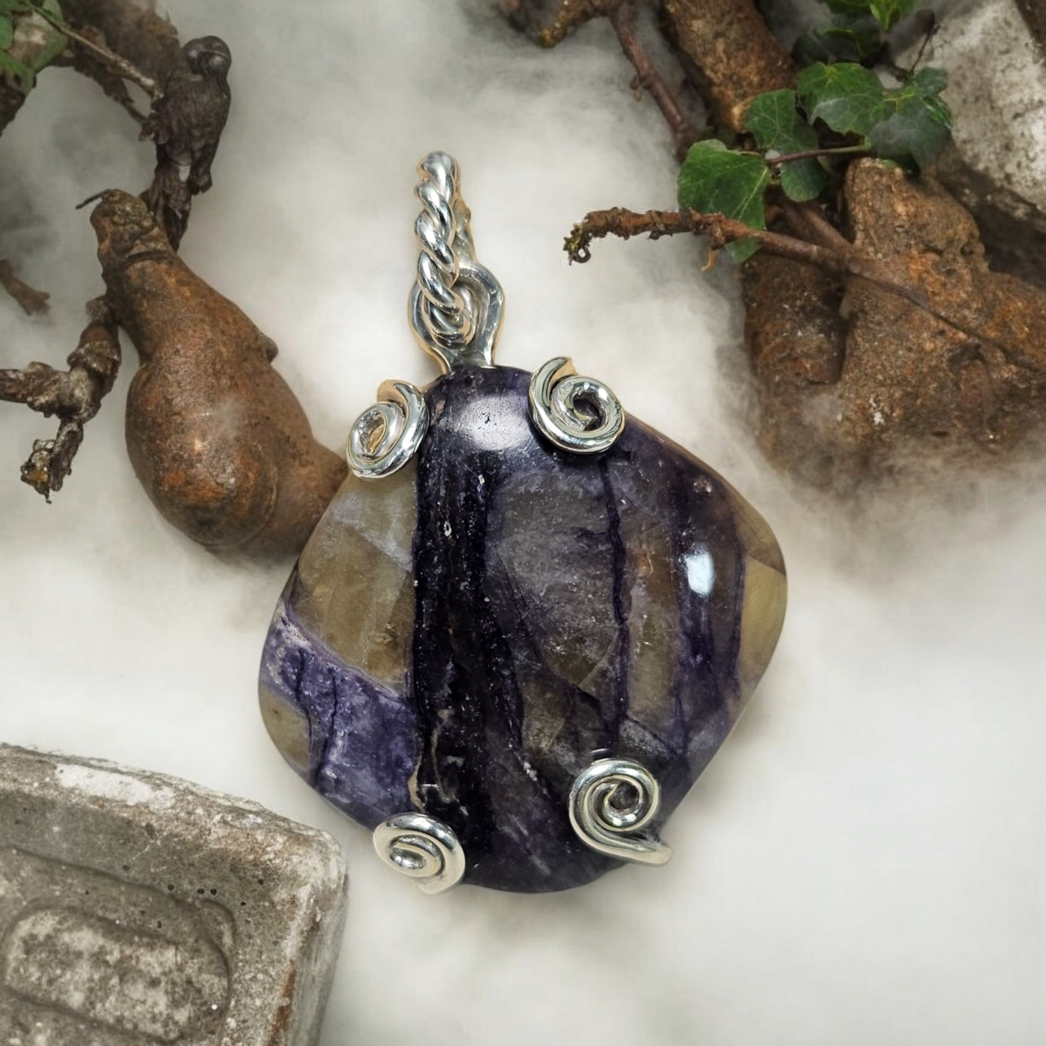 Ciondolo con Fluorite opalizzata