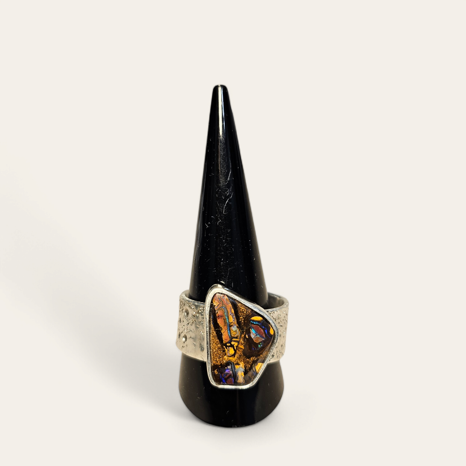 Anello con Opale
