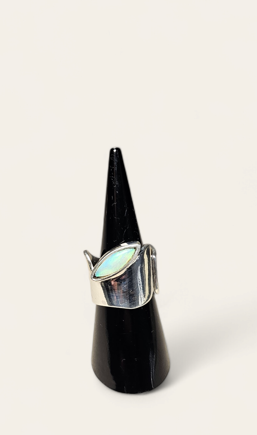 Anello con Opale