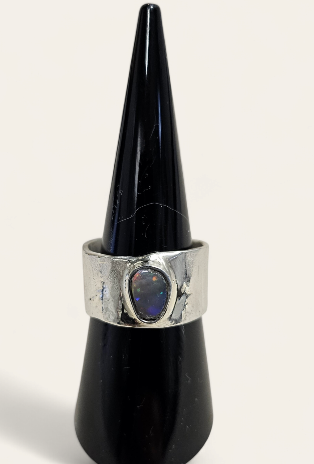Anello con Opale