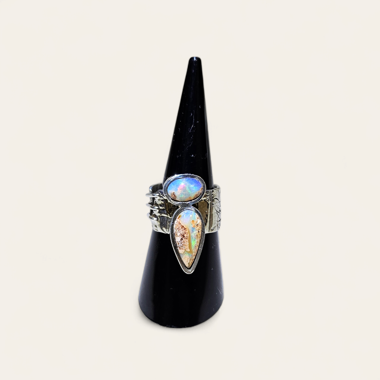 Anello con Opale
